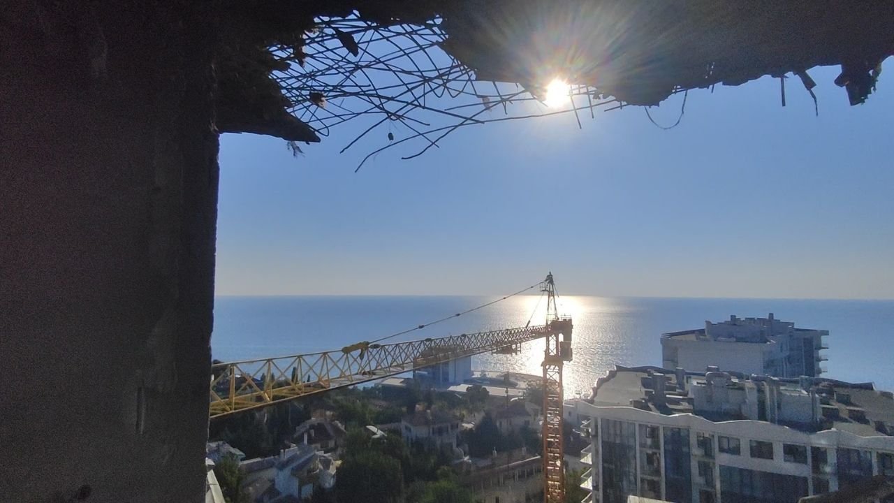 Russian strike destroyed apartments in Odesa