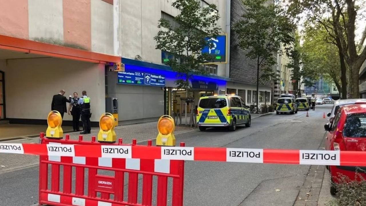 Ukrainian Consulate General in Düsseldorf evacuated following threat report