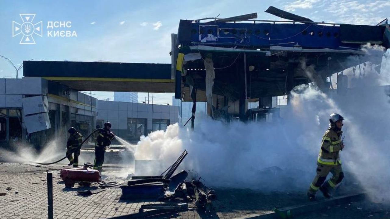 Two killed as Russia attacks petrol stations in two Kyiv districts