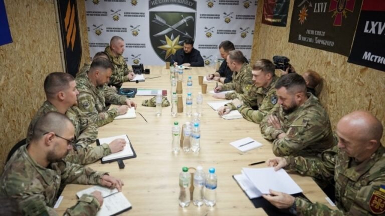 Zelensky honors Ukrainian defenders ahead of Defenders Day